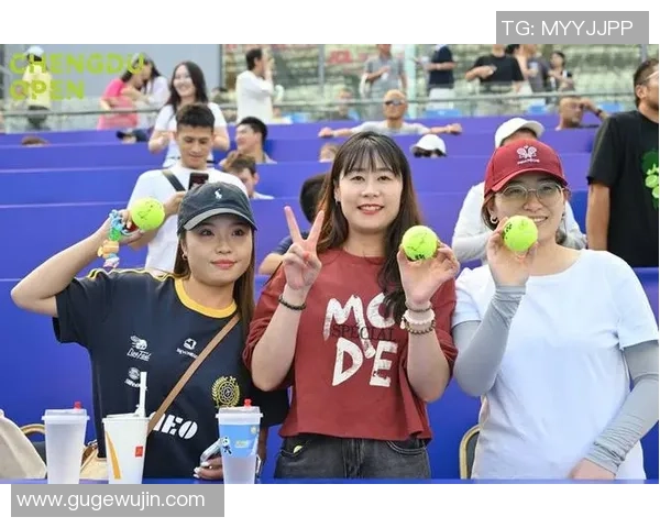 成都网球队灵活性变革引发热议助力网球运动新发展