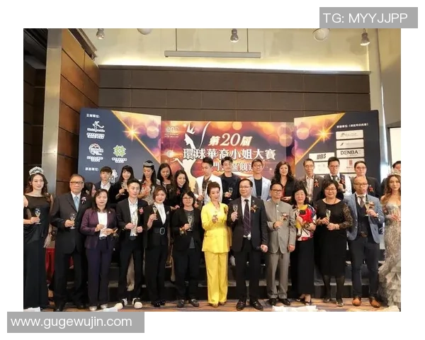 杨芳的足球人生深度对话：从绿茵场到人生舞台的精彩旅程